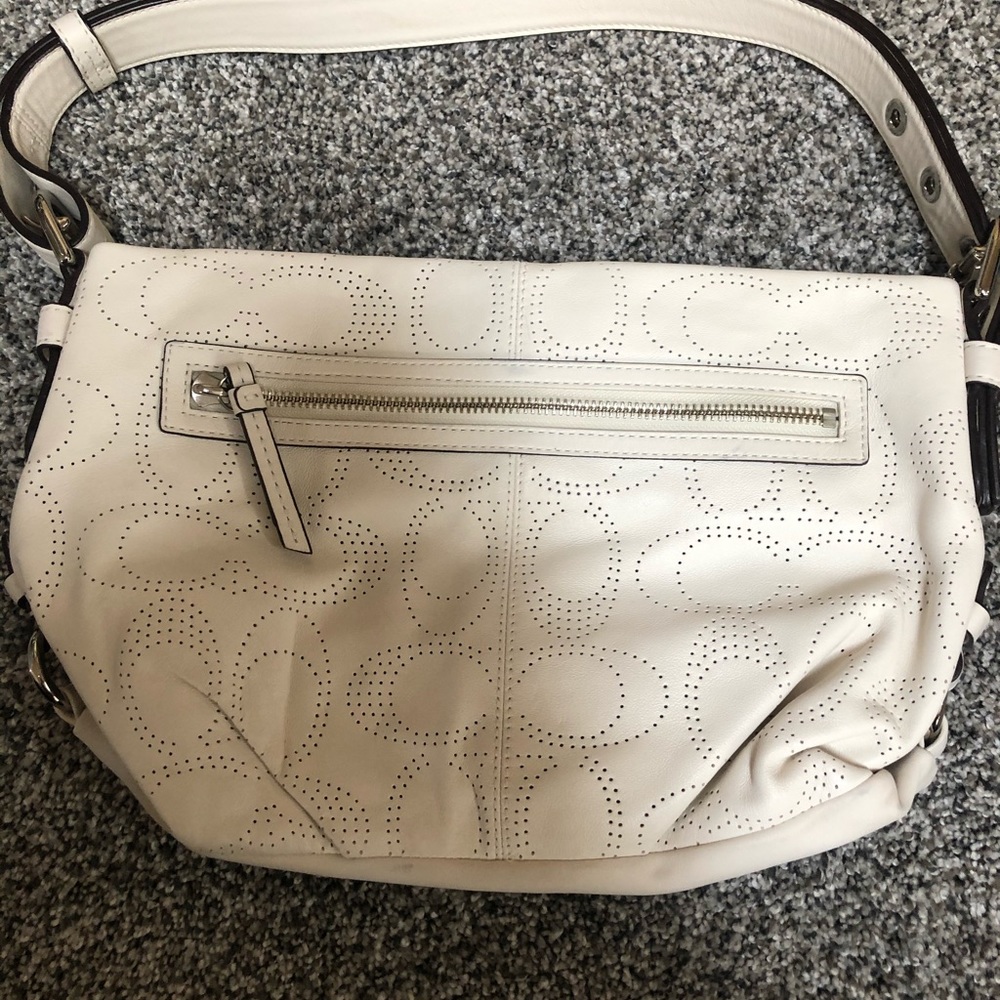 Coach signature c hobo cream bag